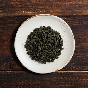 alishan ali mountain dry tea leaves