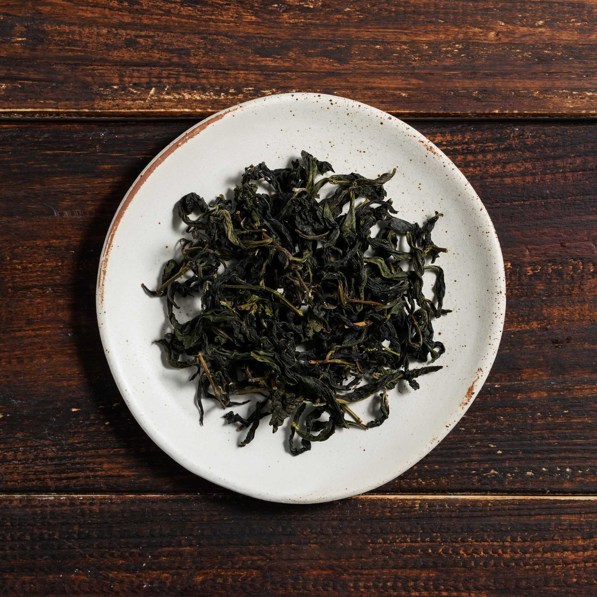 bao zhong wrapped kind dry tea leaves