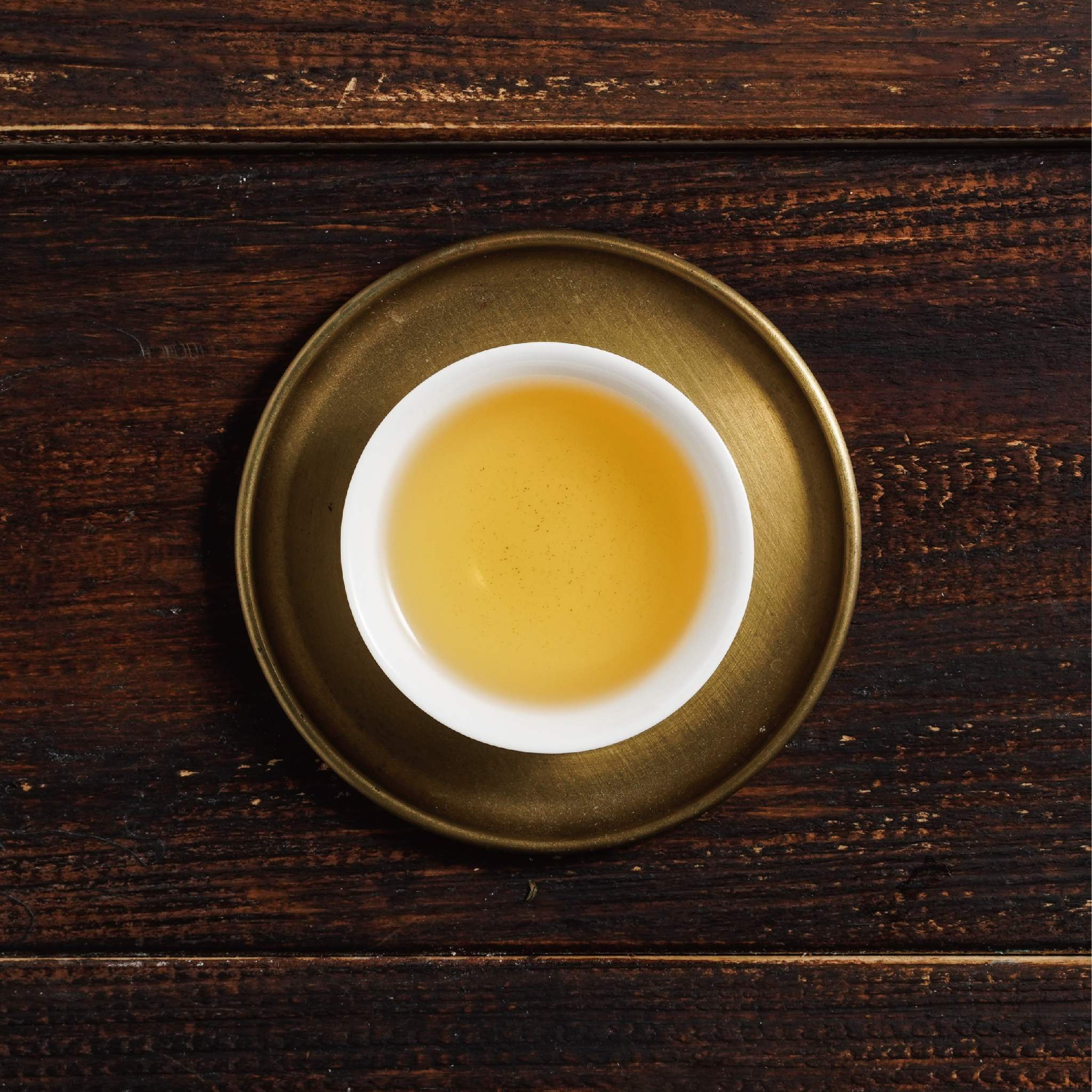 cui yu green jade tea liquor in cup