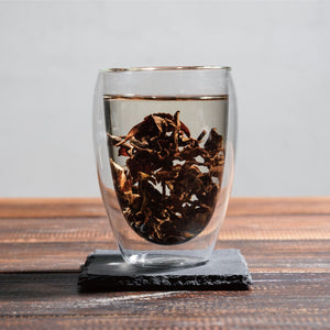 jia ye long beautiful leaf dragon gaba wet leaves floating in cup