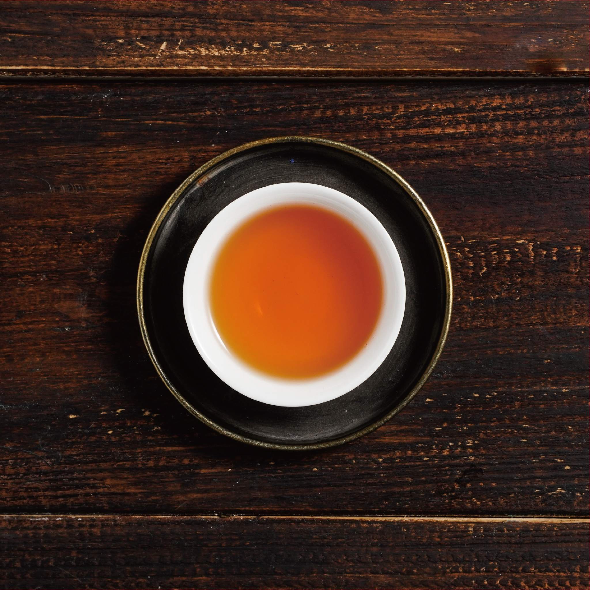 shui xian water sprite tea liquor in cup